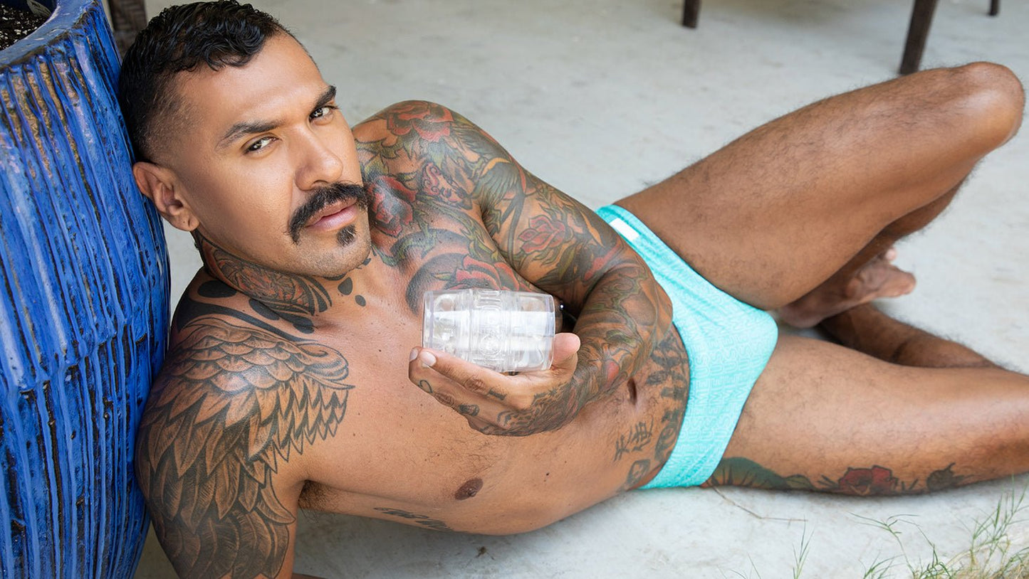 Boomer Banks Quickshot masturbator with mouth and butt